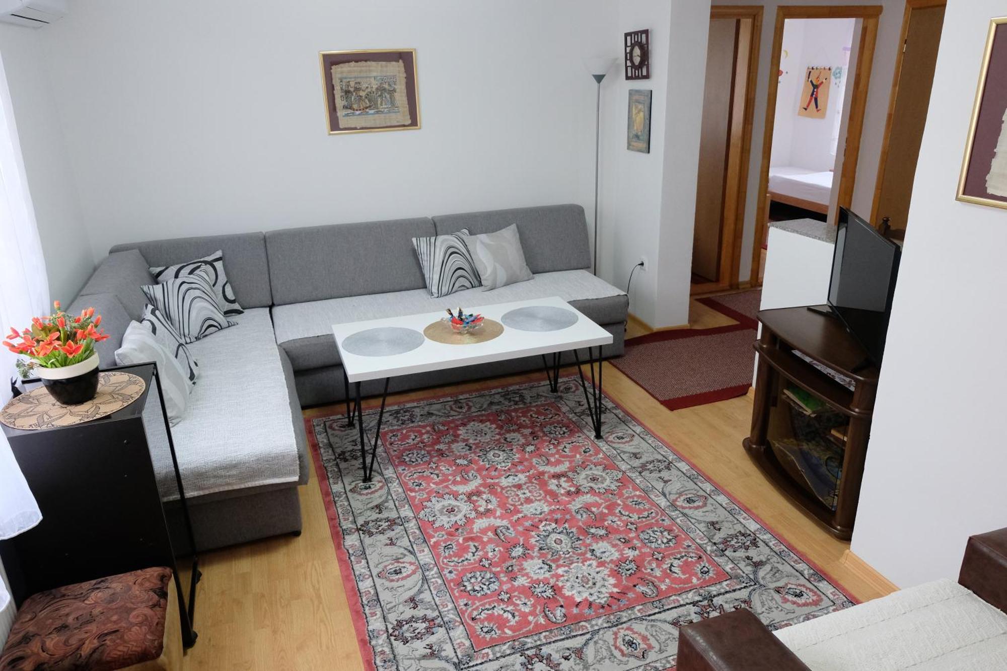 Ammy Apartment Сараево Екстериор снимка