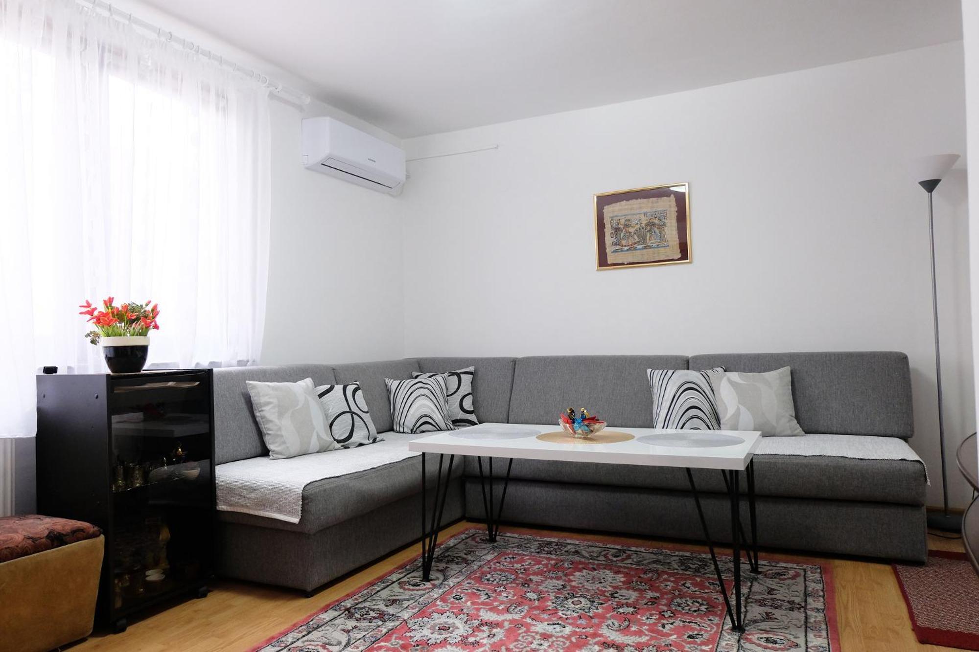 Ammy Apartment Сараево Екстериор снимка
