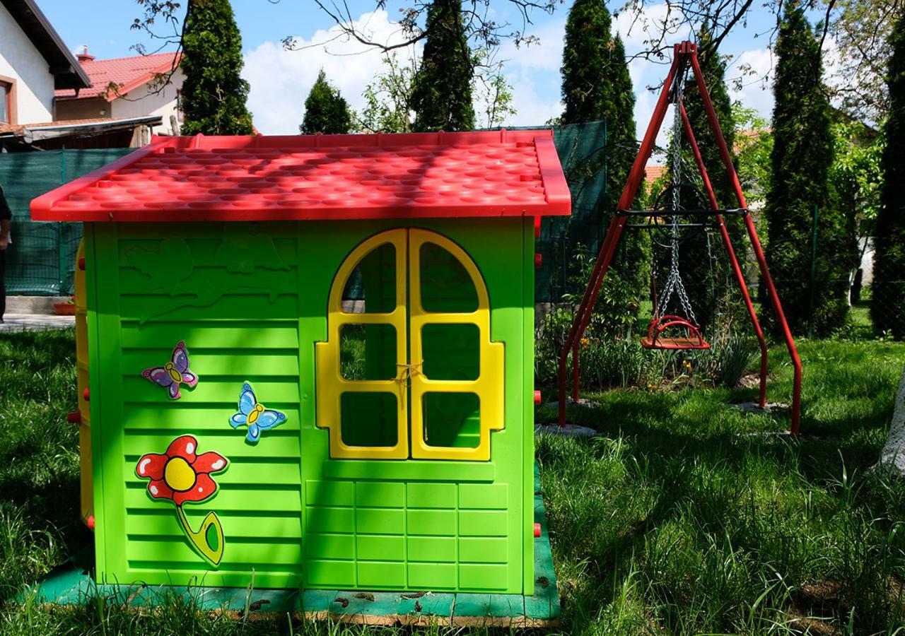 Ammy Apartment Сараево Екстериор снимка
